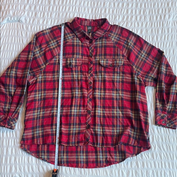 🌟 Wild Fable Red Plaid Button Down Shirt With Pockets - Picture 1 of 5